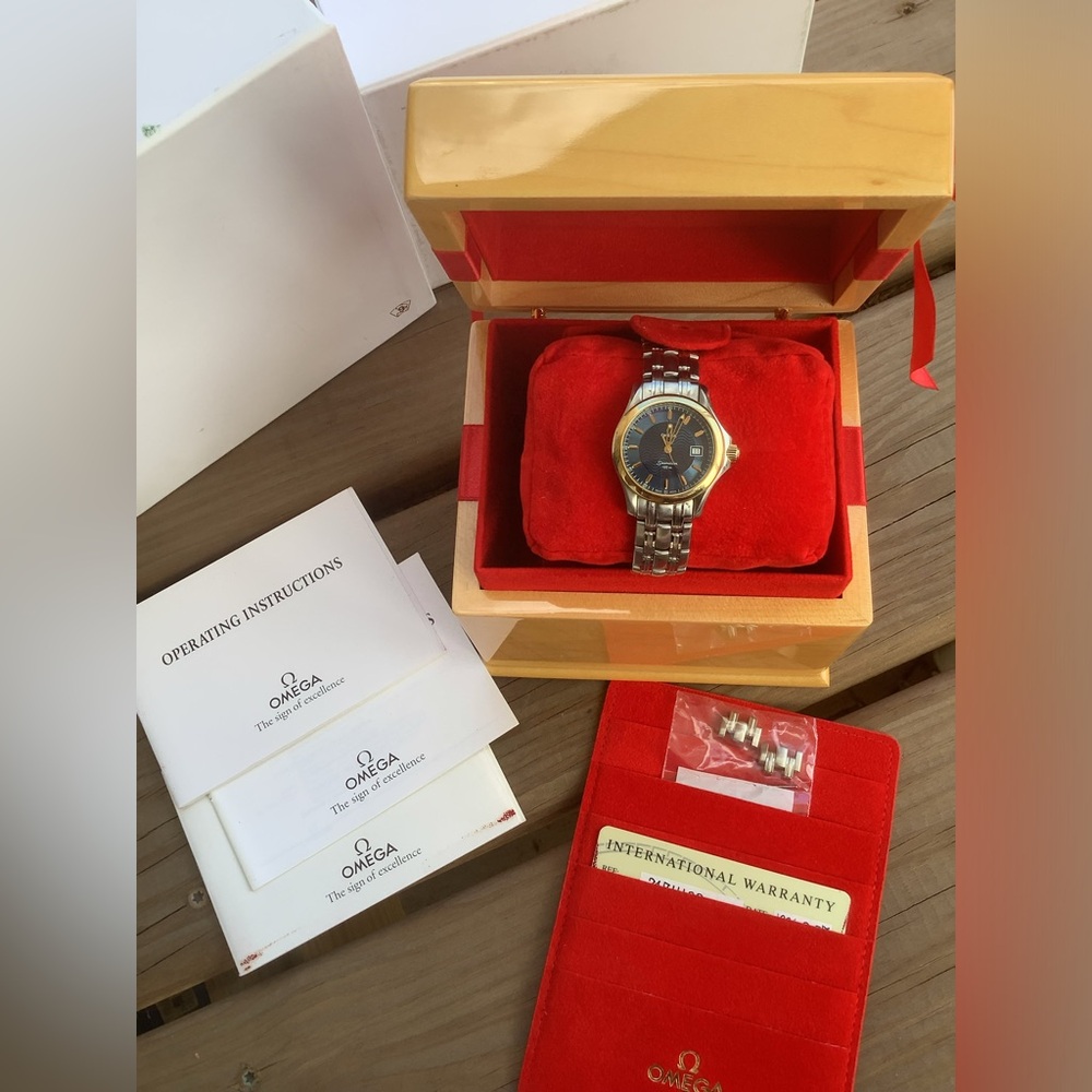 Beautiful ladies OMEGA stainless steel watch 🌟SERVICED❗️ - Picture 2 of 15